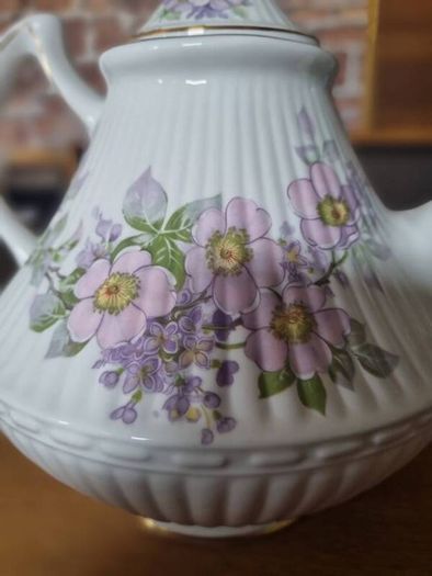 Royal Tara Irish Blossom Teapot