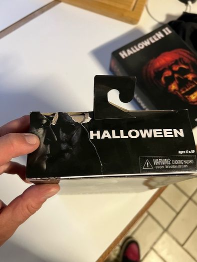 Halloween Neca figure