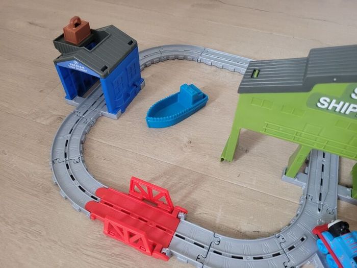 Thomas & Friends DVT13 Cranky at the Docks Set