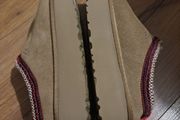 Ugg platform slippers/ 39 / new