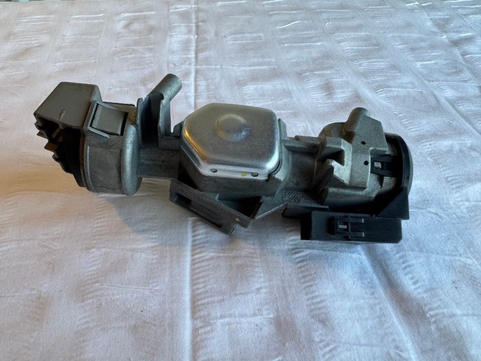 Engine Control Unit Kit Continental Ford Focus 3 2014 1.6 diesel 115Hp