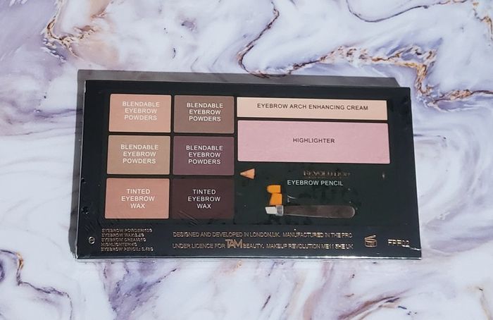 Revolution Ultra Brow Kit - Fair to Medium - New