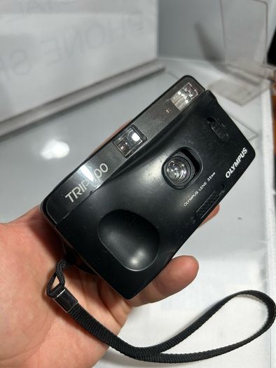Olympus Trip 100 Vintage Film Camera 1992 PWO