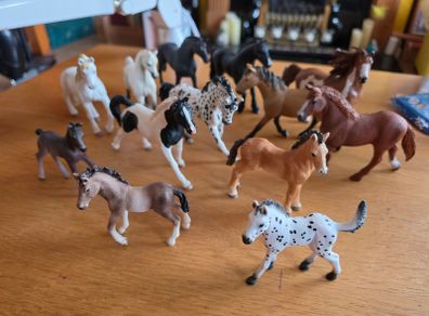 Schleich horses and foals