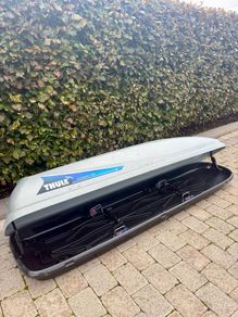 Thule Ocean 500 Roof Box. Excellent Working Condition