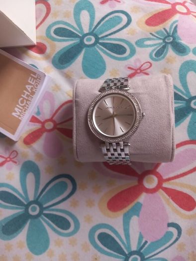 MK Watch woman.