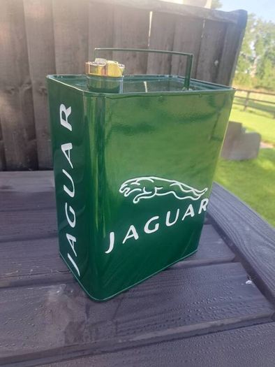 Jaguar  oil can
