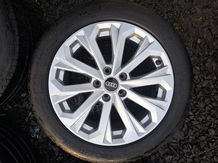 17" Genuine Audi Alloys with tyres