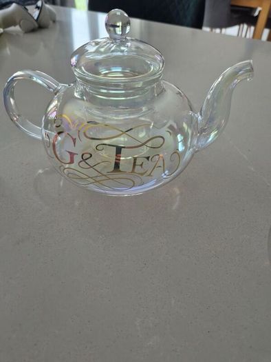 Tea set Gin & T cocktails