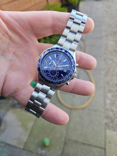Watch Seiko Pilot Chronograph.