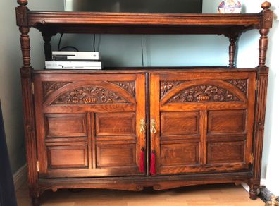 Cabinet "arts and crafts"/deco oak