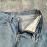 Levis 560 Mens Jeans W32 L30 Light Blue Denim Relaxed Fit Zip Fly Image 3