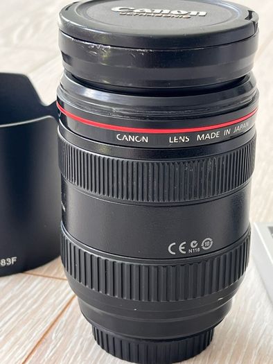 Canon 24-70mm f/2.8 L lens with acessories