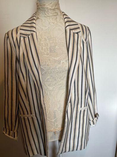 Only Tailoring Ladies striped blazer fully lined size Eur 40 - new