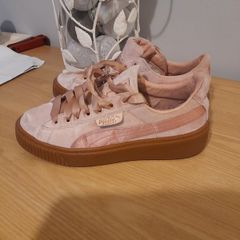 Puma suede like new