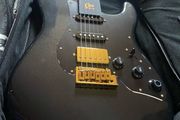 Electric Guitar Mooer GTRS Standard Stratocaster 900 W Electric Guitar with Integrated GTRS Intelligent multieffects Process System and Wireless Transmitter