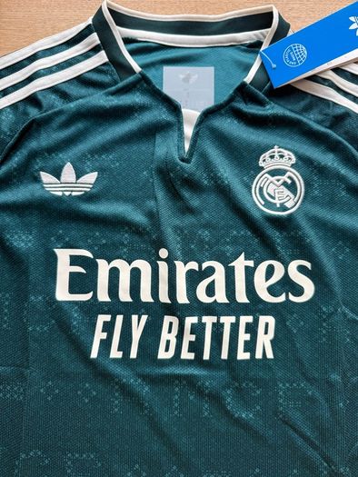 Real Madrid away Jersey