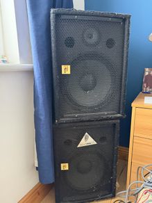Pair of Passive PA Speakers the box and Behringer Carpeted Cabinets with Speakon Inputs plus Cables
