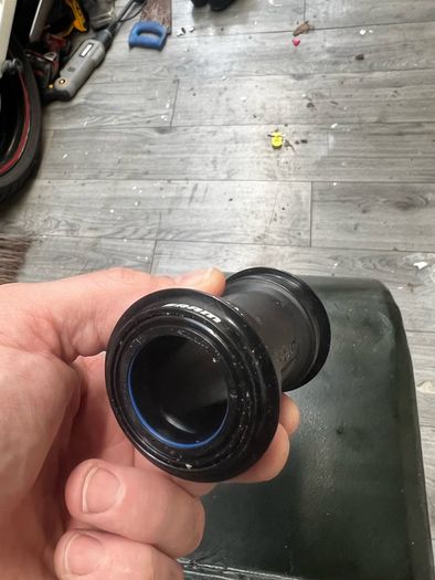 SramDUB bottom Bracket