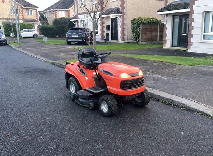 ride on lawnmower