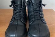 Boys leather boots 10 junior