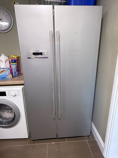 Bosch Series 4 American-Style Fridge Freezer Stainless Steel