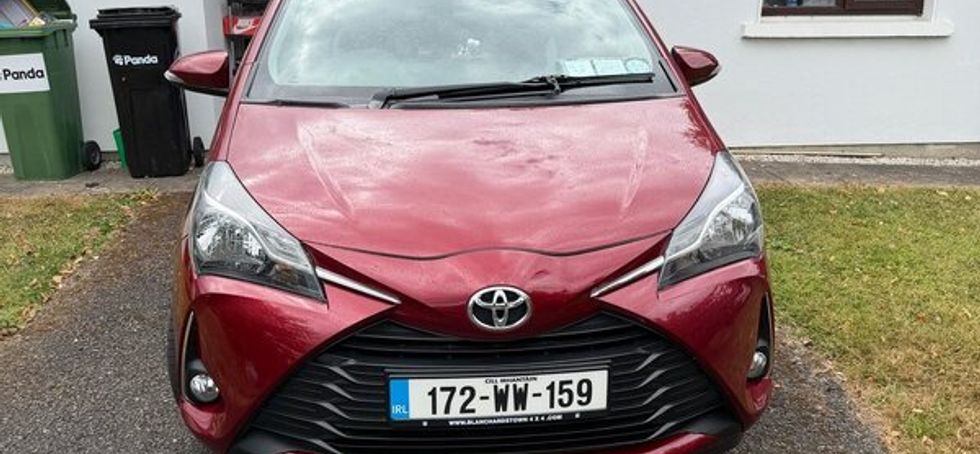 Toyota Yaris 2017 Luna for sale