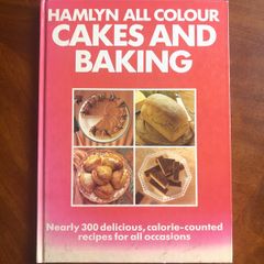 Hamlyn cakes and baking cookbook