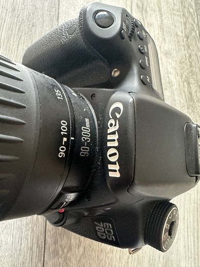 Canon camera EOS 70D for parts