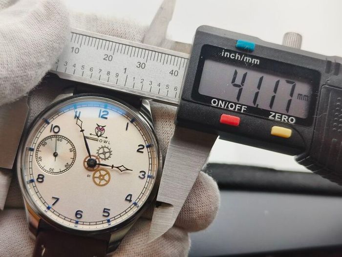 OWL No 01  One-of-a-Kind Mechanical Watch  Custom Dial  Sea-Gull ST3600