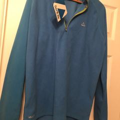 Men's top new size Large