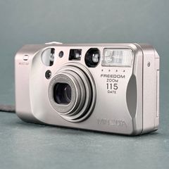 Minolta Freedom Zoom 115 35mm Point&Shoot camera