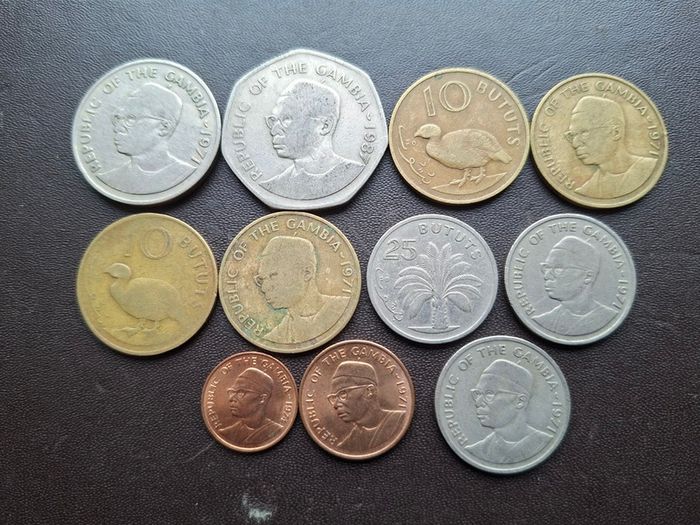 Gambia. A Lot of 11 coins (1971-1987)