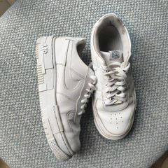 Nike Air Force One runners