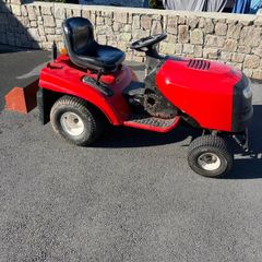 Garden tractor