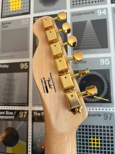 Squier 40th Anniversary Gold Edition Telecaster Sherwood Green (Upgraded Pickups)