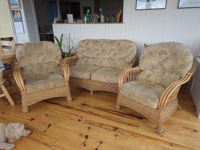 wicker suite
