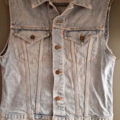levi's waistcoat