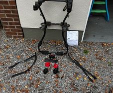 Halfords rear mounted bike rack - 3 bike