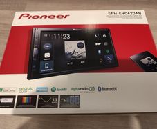 Pioneer EVO62DAB car stereo