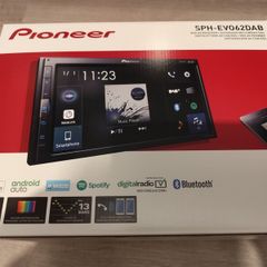Pioneer EVO62DAB car stereo