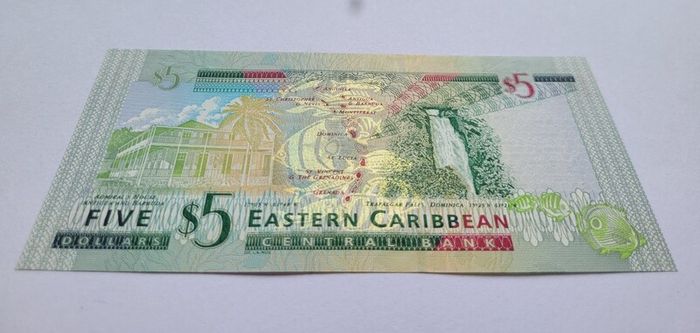 Caribbean 5 Dollars 2008, UNC - - F notes