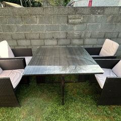 Garden table with 4 chairs