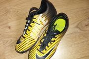 Nike boots size 2 half