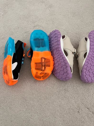 Sandals for boy and girl UK2