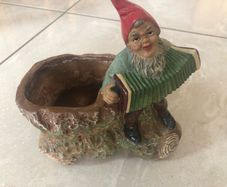 Vintage plant pot