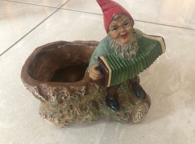 Vintage plant pot