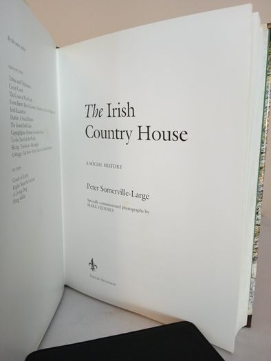 The Irish Country House: A Social History by Peter Somerville-Large (PT131)