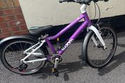 woom 4 purple