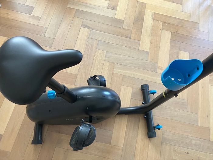 Great excercise bike with adjustable resistance